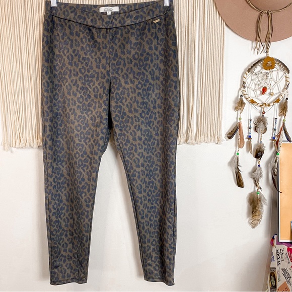 Ellen Tracy Animal Print Faux Suede Leggings Size Large - Picture 9 of 9